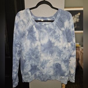 American Eagle Outfitters Sweater